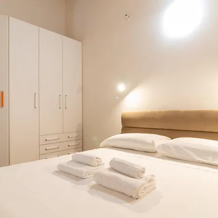 Loggia Padronale Eleganti Nel Cuore Di Apartman *