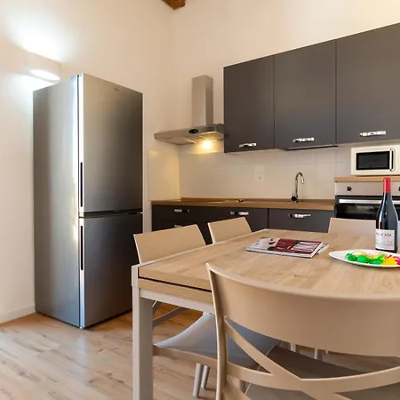 Loggia Padronale Eleganti Nel Cuore Di Appartement