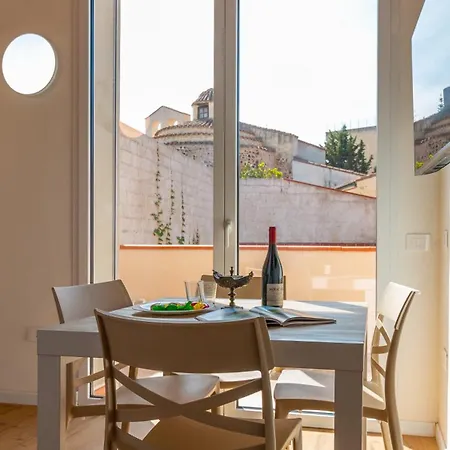 Loggia Padronale Eleganti Nel Cuore Di Appartement *