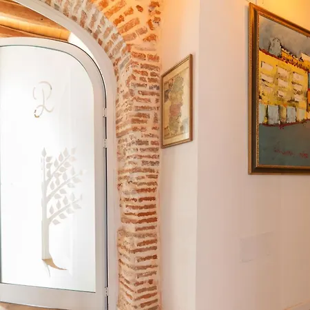 Loggia Padronale Eleganti Nel Cuore Di Oristano