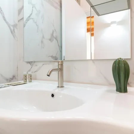 Loggia Padronale Eleganti Nel Cuore Di Appartement *