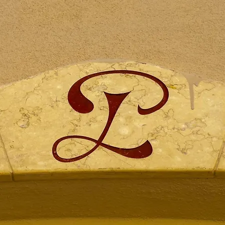 Loggia Padronale Eleganti Nel Cuore Di Lejlighed