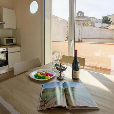 Loggia Padronale Eleganti Nel Cuore Di Apartman Oristano